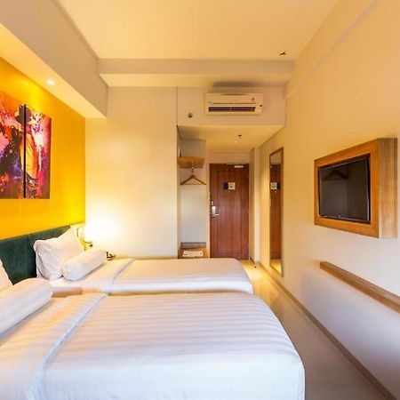 Great Diponegoro Hotel Surabaya Exteriör bild