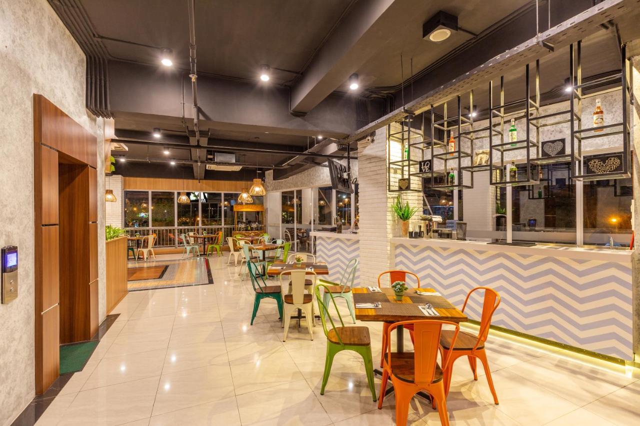 Great Diponegoro Hotel Surabaya Exteriör bild