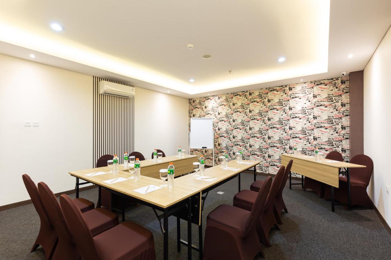 Great Diponegoro Hotel Surabaya Exteriör bild