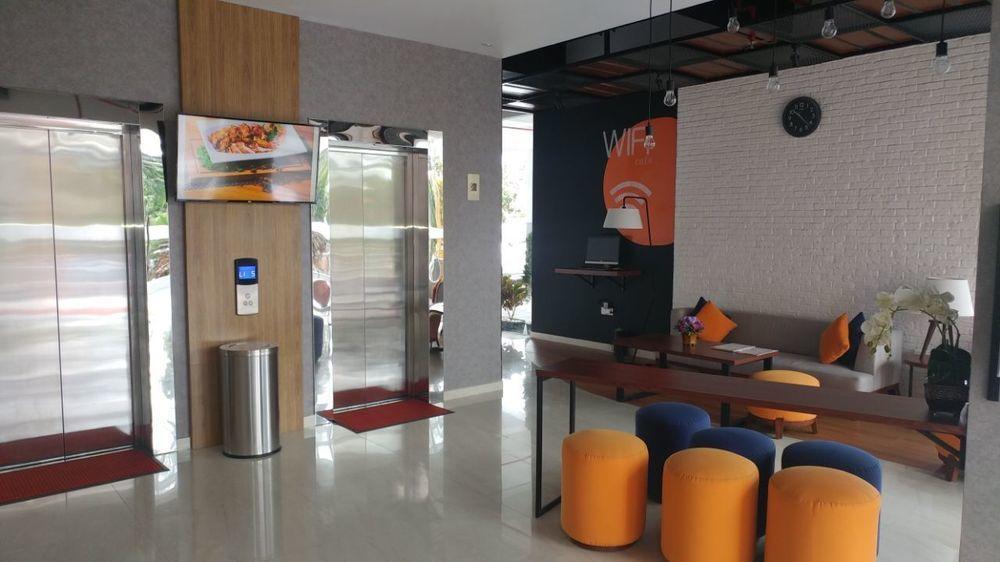 Great Diponegoro Hotel Surabaya Exteriör bild