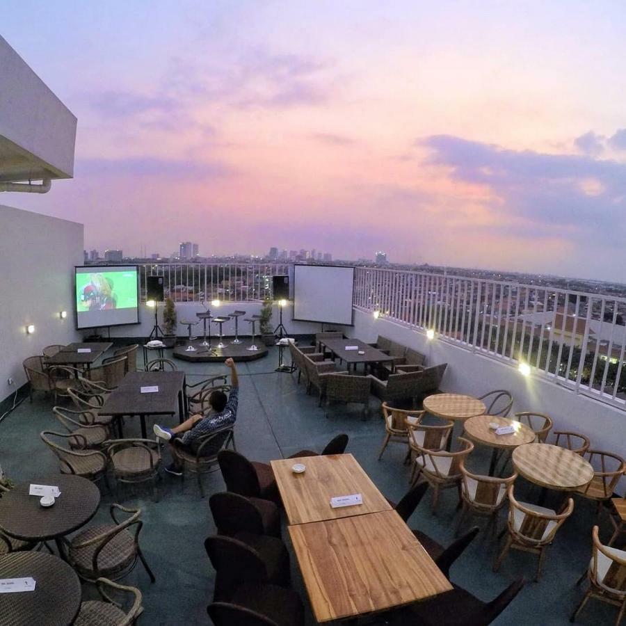 Great Diponegoro Hotel Surabaya Exteriör bild